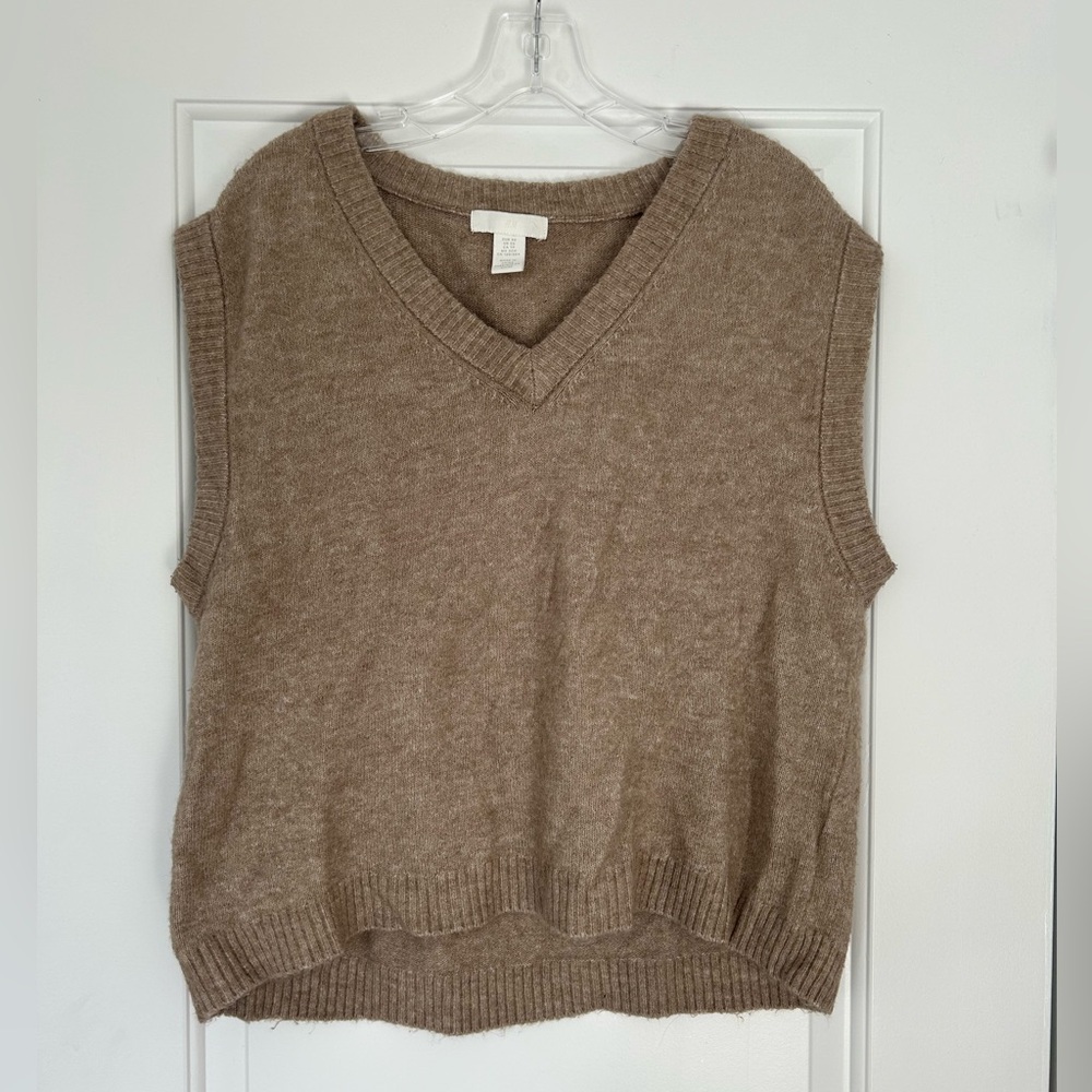 H&M Sweater Vest